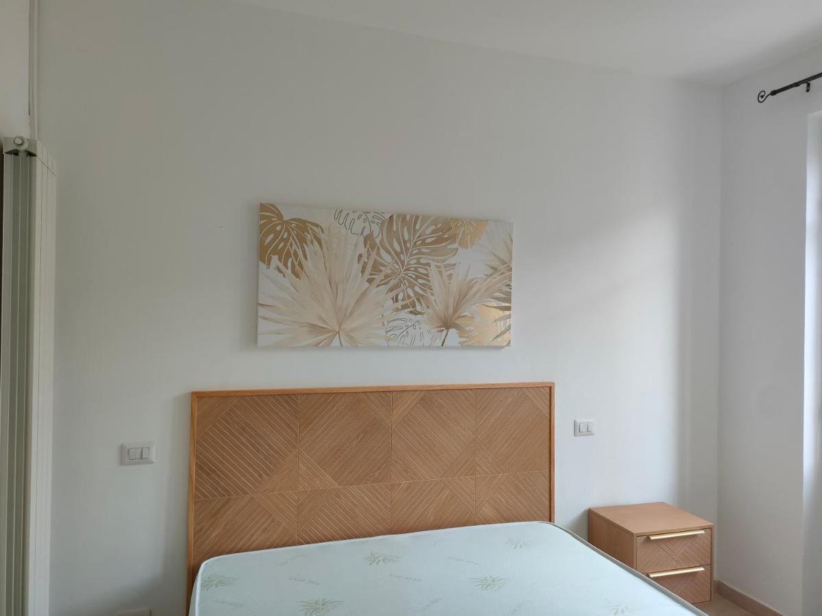 Апартаменты Da Paolo E Laura - In Centro A San Benedetto Сан-Бенедетто-дель-Тронто Экстерьер фото
